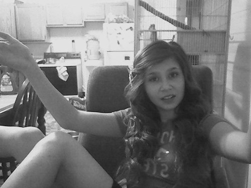 Hey! I'm Casey :) I like Bunnys! C: In a relationship 2-17-12 ^.- Hit me up with some follows! :) I follow back (#^.^#) Kay bye :*
