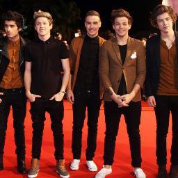 Updating you the with the latest One Direction news,pictures,videos and more!