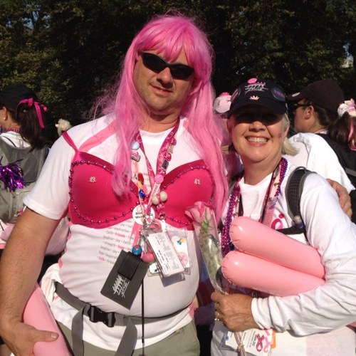 menoozie's profile picture. 