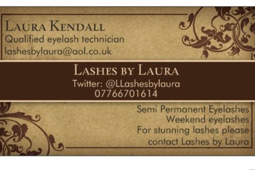 Qualifed eyelasg technician 

Semi-permanent and weekend eyelashes