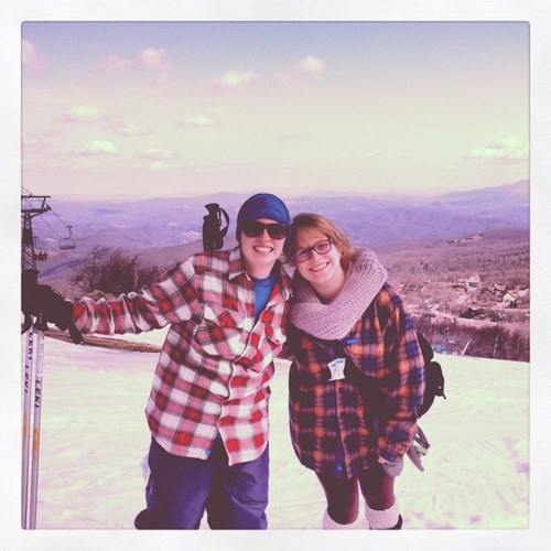 laughlaughlaugh's profile picture. 