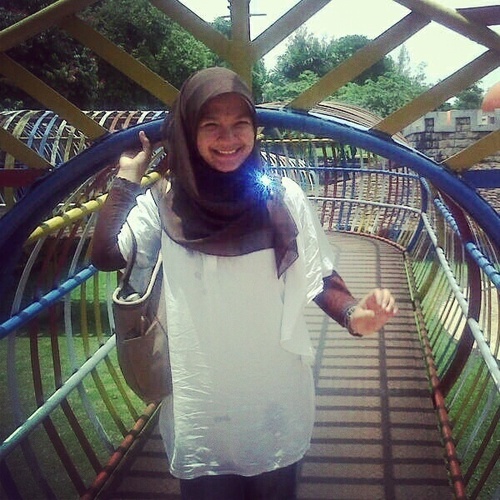 AlfridaTatsa's profile picture. Alhamdulillah akhirnya lulus jadi Sarjana Farmasi (S.Far), Semoga ilmu yg didapat berkah dan sukses untuk ke depannya. Amiin