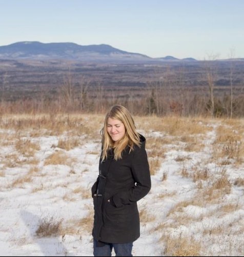 EstherMathieu's profile picture. Portrait and wedding photographer on the North Shore of MA.