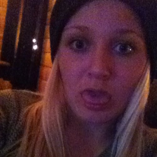 PedersenSilje's profile picture. seems like a crazy person