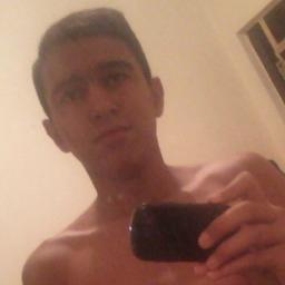 ``  O sofrimento é passageiro, desistir é para sempre... ´´

#Alegria&Ousadia   SEMPREE!!

;D