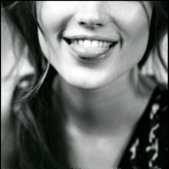 *  بالتَفاااؤل.؛ أنا أعَيش..;$