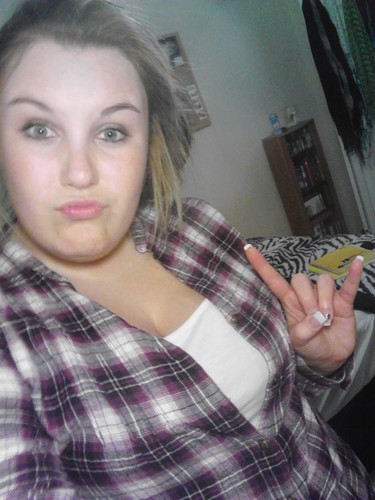 My name is Katie. I go to Heritage High School. I'm a January baby(: I am currently taken by Moser!! I hate drama so keep it away! Wanna know more just ask(;