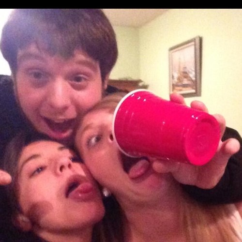 nick_sans69's profile picture. drugs and girls