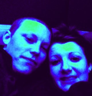 amythompson14's profile picture. Friends and family :)