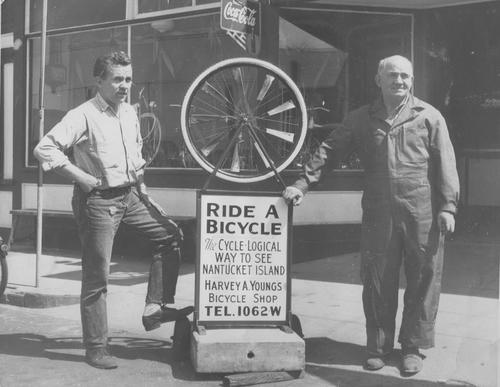 Youngsbike's profile picture. The Cycle-Logical Way to see Nantucket Island | http://t.co/o60rLhW2Hc