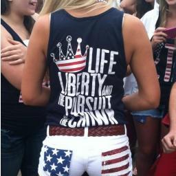 mericababe's profile picture. Young, Wild, and American