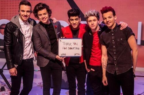 go follow @Hugs_Forever_1D because she just gave you a free follow! ask for a follow back! :)