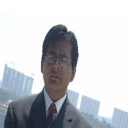 ingeniero /maestro en mercadotecnia /musico /social media/economia