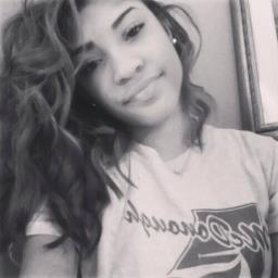 Follow me I'll Follow You Just That Simple (: & Follow This Gorgous Girl @iHeartRedBoness : )