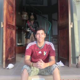 JhormanUrb's profile picture. I'm an 👽 🇻🇪