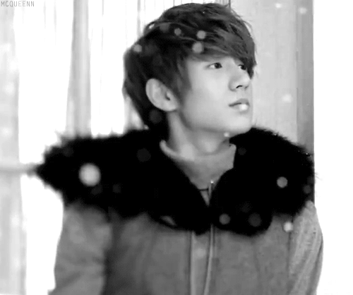 ＫpopＦan㋡  || FanBoy♕ || Aff(ﭏ)tion ₪  ßestFriend || ⓞⓣⓐⓚⓤ & Gamer ٩(-̮̮̃•̃)۶ || DancingBoy®
