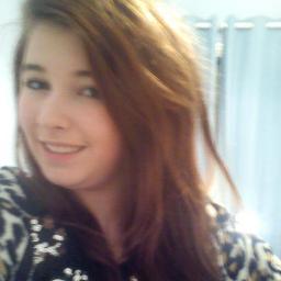 i'm 14 my birthday is 20th July
i'm a nice kind loving person.
i love music without it i'd die.
follow me il follow back