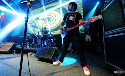 Baixista da Banda Pequeno John...
Pai da Alice, a coisa mais linda desse mundo =D