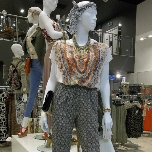 NewLookSlink's profile picture. New Look Silverlink's very own twitter page! Follow us for the latest trends and fashion updates