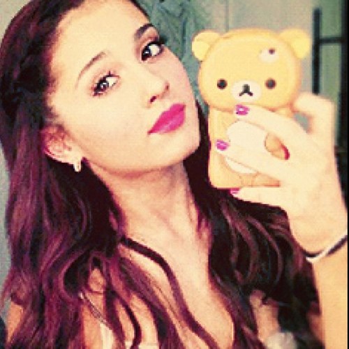 ArianasMyHero's profile picture. тнe вeaυтιғυl arιana grande.