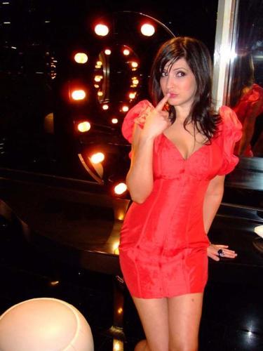 ArelyHerrera12's profile picture. My old pictures here - http://t.co/SCmLfWCpwA (must register to prove you are over 18)