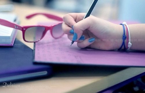دبلوم حاسب الالي .طالبة في كلية المجتمع .جامعة الدمام .فتاة تعشق الهدوء والتميز .اسعى الى تحقيق اهدافي وامنياتي . ( يارب وفقني ويسر امري في كل شيء )