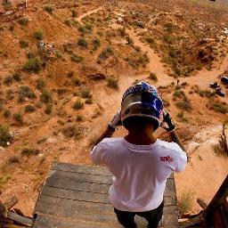 NarendraJKT48's profile picture. Mereka bilang, Di balik kegagalan harus ada kata Try Again | JKT48 Fans | Support @SonyaJKT48 & @veJKT48 | YUI lovers |  Cleithrophobia | Hemophobia