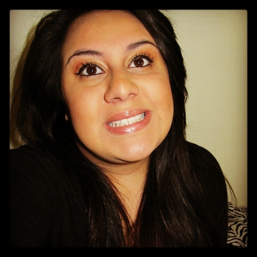 Im a len mean fighting machine. I love taking pictures, follow me i follow back 100%