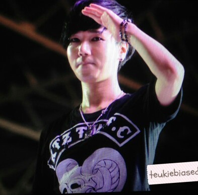 I ARAB ELF ... My Name is Amal $__$ .. I Love Super Junior Only
