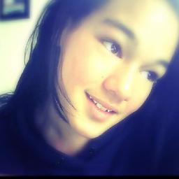 Im Rosie :P Yep, I'm a Sheerio and I love Rizzle Kicks!! Xx. Follow me and I might follow back!!