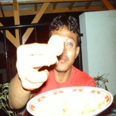 Si Me SiGuEs Te Sio, K biOgRaFia Ni BiOgaFiah :P