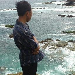 hnr777's profile picture. Seorang Pemuda yang melangkah, berjalan, dan berlari ke arah cahaya Ilahi.
Selalu ingat dan cinta kepada Allah Swt, Muhammad SAW, ibu-ayah, adik.