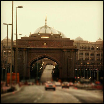 LLAATTEEFFAAH's profile picture. 