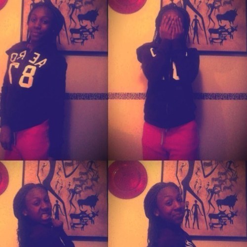 TrappQueenKiya's profile picture. Fuck fake friend where my resl friend at