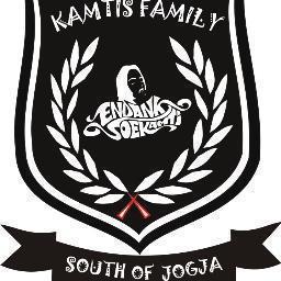 Kamtis_SOJ's profile picture. pecinta @endanksoekamti_ yg masih muda belia O:-)