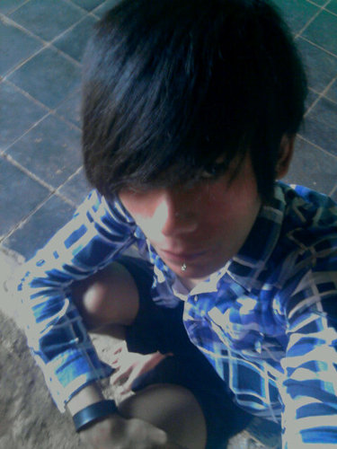 zholmocci's profile picture. Semua takkan hilank dan tenggelam dalam kegelapan sunyi sepii✉