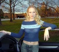 vivianruiz4's profile picture. Swinging