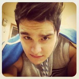 A gente não precisa tá colado pra tá junto @luansantana