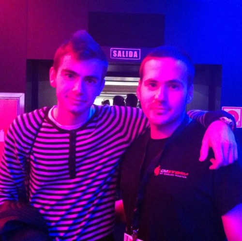 Jugador Mid laner de UrdangaMID. La invencibilidad esta en uno mismo. @ClanMIC