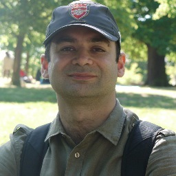 An academic in London with interest in blended learning, branding and education.  Pink Floyd and Arsenal.
Student of EdD @UniofBath