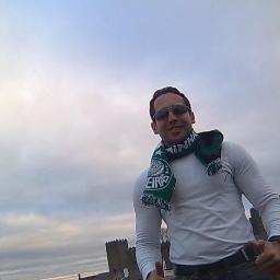 rengustt's profile picture. SÓ TENHO A FELICIDADE, EM VIVER A VIDA INTENSAMENTE COM AMIGOS E FAMILIARES.  
 ;)