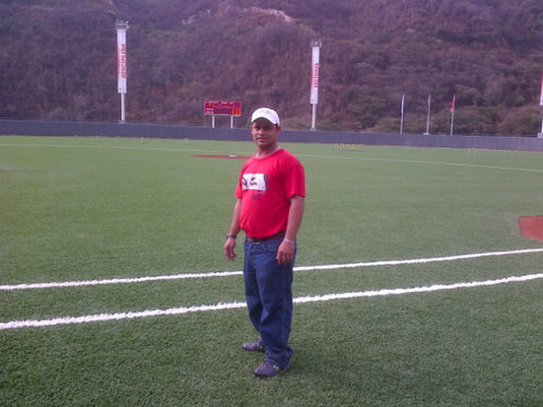 Gran estadio. No les llevamos nada. Esto es revolucion majunche.