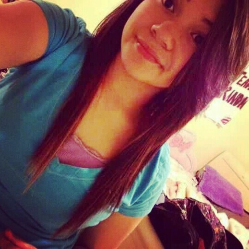 i am marcelaa tha mendez ! i am very wierd . i am short . i am tha shiettt c: