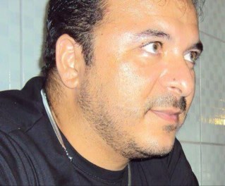 Sou professor de Educação Física na Secretaria da Educ. Básica do Est. do Ceará. e Pai da Lívia Helena.