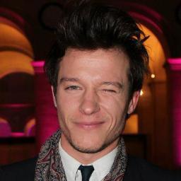 Compte fan du talentueux @Sidoineofficiel . 
( Photo de profil by @Gweendoline_B )