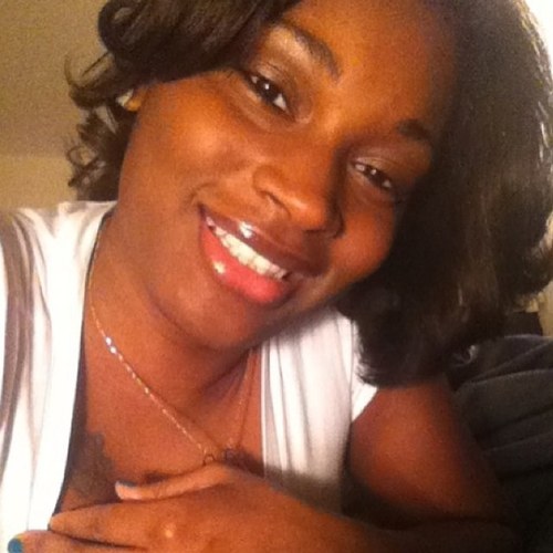 love_2_loveyaya's profile picture. 