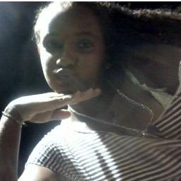 amiga, vou estar ao seu lado, não consigo ficar com raiva de voce véi :$ princesa, obrigada por tudo, te amo ♥ @Alexiamoura_ aqui *-*