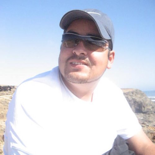 Estoy aprendiendo a usar twiter en realidad no me gusta mucho, pero bueno hay que probar de todo en esta vida.