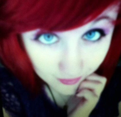 AmyBumble11's profile picture. i love lady gaga , the joker , slipknot and anything else to due with awesome scremo! Most of all! LADY GAGA! im a english monster! paws up! 3 3