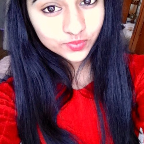 hausofwhiterose :) x 14.UK. Depressed. Alone. Self harmer. But does anyone care? Followback!3
